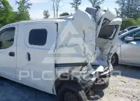 2020 Nissan NV 200 фото