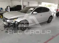 2020 Nissan ALTIMA photo