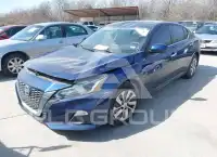 2020 Nissan ALTIMA photo