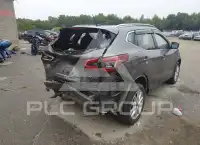 2020 Nissan ROGUE photo
