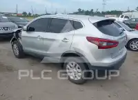 2020 Nissan ROGUE photo