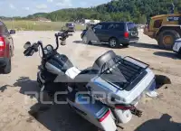 2020 Harley-Davidson FLTRK photo