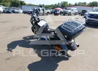 2020 Harley-Davidson FLHX photo