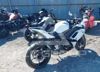 2020 Kawasaki EX650 photo