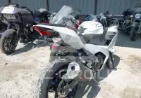 2020 Kawasaki EX400 photo