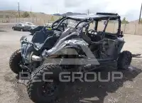 2020 Polaris Rzr photo