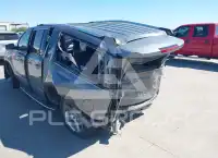 2020 Chevrolet Suburan фото
