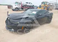 2020 Chevrolet Camaro photo