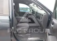 2020 Chevrolet Silverado photo
