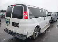 2020 Chevrolet Express фото