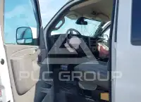 2020 Chevrolet Express фото