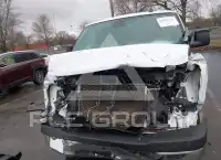 2020 Chevrolet Express фото