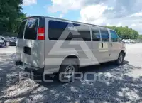 2020 Chevrolet Express фото