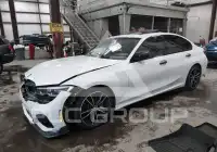 2020 BMW 330 photo