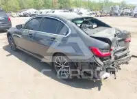 2020 BMW 330 фото