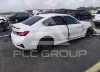 2020 BMW 330 photo