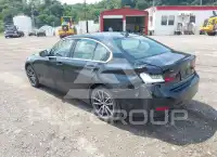 2020 BMW 330 photo