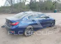 2020 BMW 330 photo