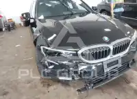 2020 BMW 330 фото