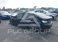 2020 BMW 330 photo