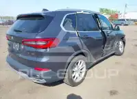 2020 BMW X5 фото