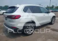 2020 BMW X5 фото