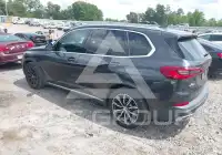 2020 BMW X5 photo