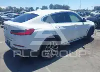 2020 BMW X4 photo