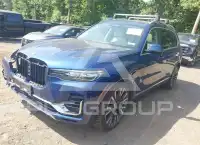 2020 BMW X7 фото