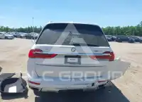 2020 BMW X7 фото