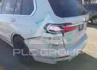 2020 BMW X7 photo