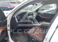 2020 BMW X7 фото
