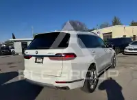 2020 BMW X7 photo