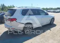 2020 BMW X7 фото