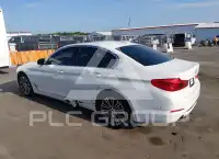 2020 BMW 530 фото