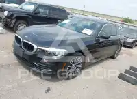 2020 BMW 530 фото
