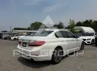 2020 BMW 530 фото