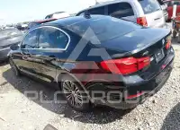 2020 BMW 530 photo