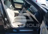 2020 BMW 530 фото