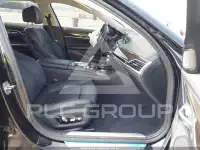2020 BMW 740 фото
