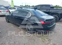 2020 BMW 740 фото