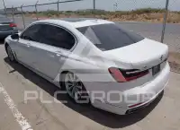 2020 BMW 740 фото
