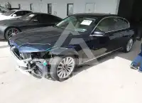 2020 BMW 740 photo