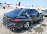 2020 BMW 740 фото