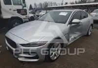 2020 Jaguar XE photo
