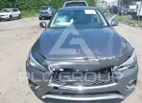 2020 Infinity Q50 photo
