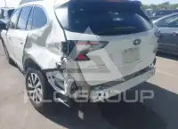 2020 Subaru Outback photo