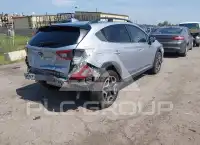 2020 Subaru Crosstrek photo