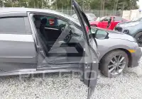 2020 Honda CIVIC фото