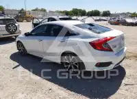 2020 Honda CIVIC photo